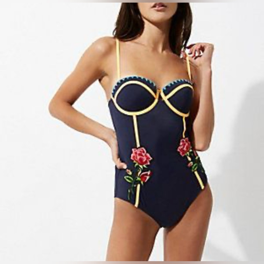 River Island 1 Piece Swimsuit 🍉1 HOUR SALE🍉